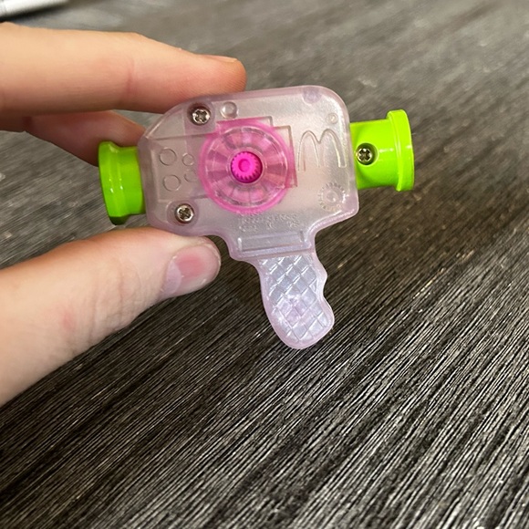 VTG | Rescuers Down Under | Wilber | Happy Meal Toy - Picture 2 of 6